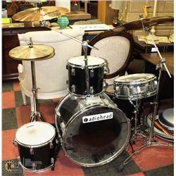 EVANS DRUM SET AS YOU SEE IT