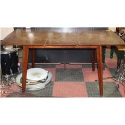 WOOD TONE KITCHEN TABLE WITH BUTTERFLY LEAF