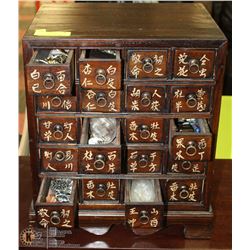 ESTATE JEWELLERY BOX AND CONTENTS WITH SILVER AND