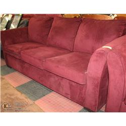 ON CHOICE: CLOTH 3 SEAT SOFA 83"X35"