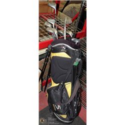 TAYLOR MADE GOLF BAG WITH A PING KING COBRA 5