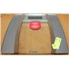 Image 1 : WEIGH SCALE