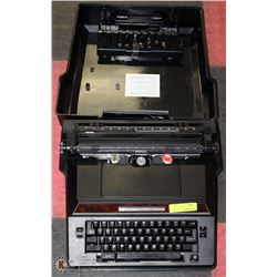 VINTAGE SEARS TYPEWRITER