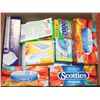 Image 1 : BOX OF KLEENEX, PAPER TOWEL AND CLEANING SUPPLIES