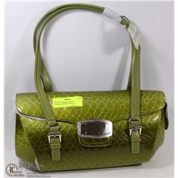 GREEN SNAKESKIN STYLE HANDBAG WITH FRONT CLOSE  BU