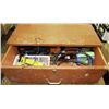 Image 1 : LOCKING WOODEN TOOL BOX WITH CONTENTS