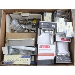 BOX OF BATHROOM FIXTURES INCLUDING TOWEL