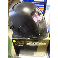 ARC 1AOC BLACK PYTHON AUTO DARKENING WELDING