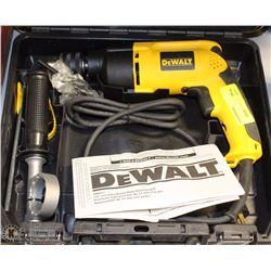 DEWALT 1/2" HEAVY DUTY HEAVY HAMMER IN CASE