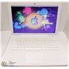Image 1 : APPLE WHITE MACBOOK W OSX MAVERICKS