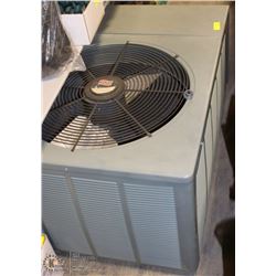 RUUD AIR CONDITIONER, OUTDOOR USE 208-30 VOLTS