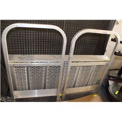 PORTABLE ALUMINUM STAIRS WITH HANDRAILS