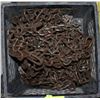 Image 1 : BLACK CRATE OF TIRE CHAINS