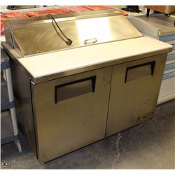 TRUE REFRIDGERATION  TWO DOOR PREPSTATION