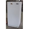 Image 1 : ME#12 UPRIGHT FREEZER WHITE