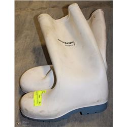 DUNLOP SIZE 8 ACIFORT RUBBER WORKBOOTS