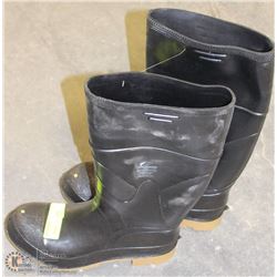 ON GUARDSTEEL TOED WITH STEEL SHANK RUBBER BOOTS