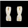Image 1 : 10KT Yellow Gold 0.20ctw J Style Earrings