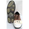 Image 1 : GOLF SHOES AND 15 HATS