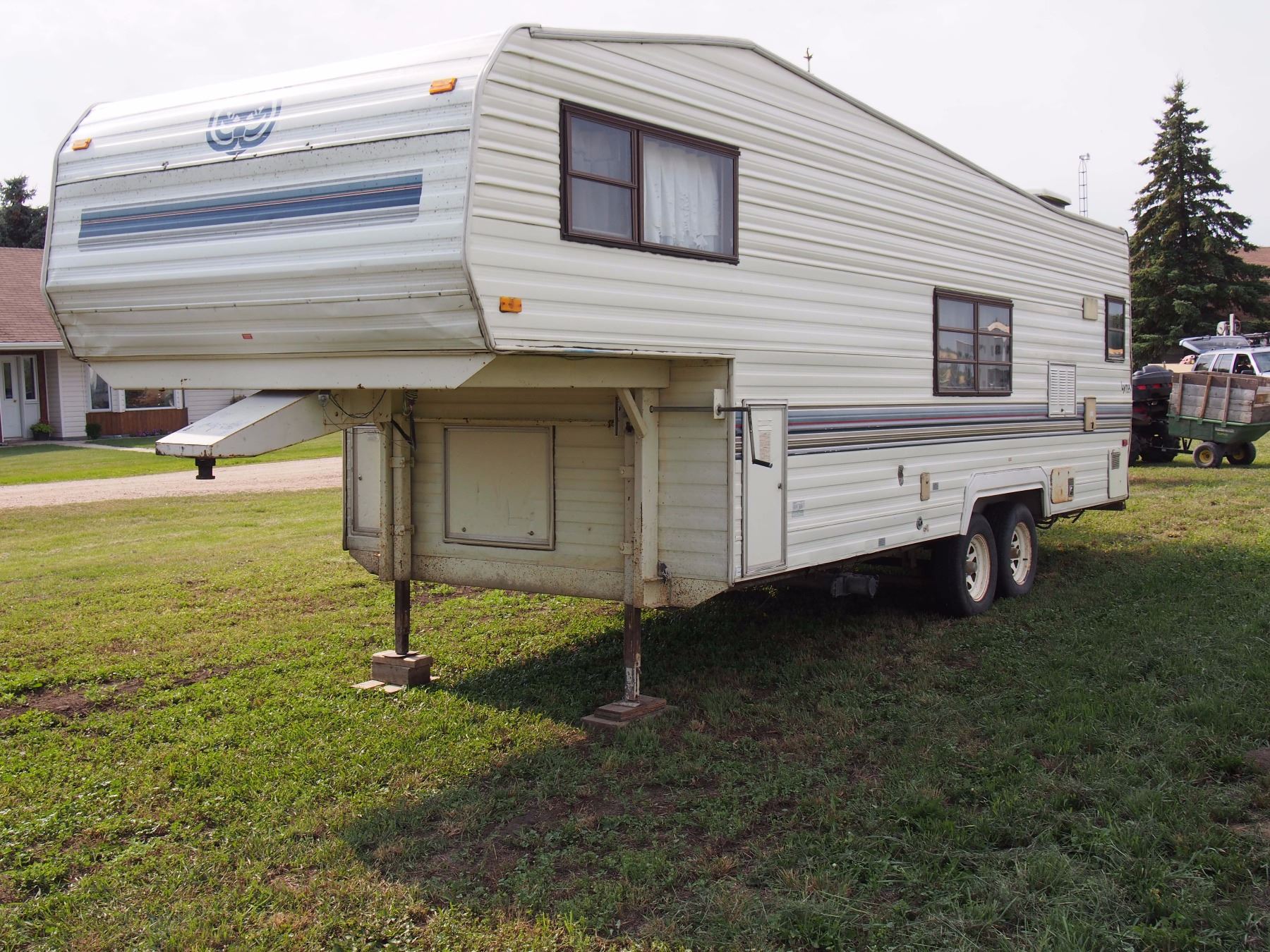 Lynx Rv 1989 Lynx Fleetwood Prowler Trailer, 26’, 5th Wheel (2EC6N2624K6543792 ...