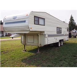 1989 Lynx Fleetwood Prowler Trailer, 26’, 5th Wheel (2EC6N2624K6543792)