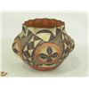 Image 4 : Laguna Pottery Jar