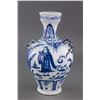 Image 4 : Chinese Ming Style Blue and White Porcelain Vase