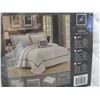 Image 1 : New Home Design Chic quilt set