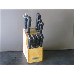 Knife set