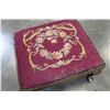 Image 2 : VINTAGE OTTOMAN WITH NEEDLEWORK