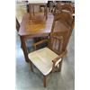 Image 2 : OAK DINING TABLE WITH LEAF AND SIX CHAIRS