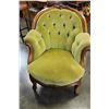 Image 1 : ANTIQUE BUTTONBACK GREEN VELVET ARMCHAIR