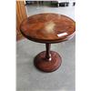 Image 1 : MODERN ROUND PARLOR TABLE