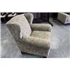 Image 2 : MODERN UPOLSTERED WINGBACK CHAIR