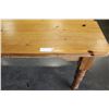 Image 2 : PINE HARVEST TABLE