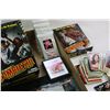 Image 2 : TRAY OF COLLECTIBLE GAMES CARDS ETC