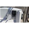 Image 8 : Center Console w/ T-Top 48"L x 36"W x 73"H