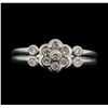 Image 1 : 18KT White Gold 0.30ctw Diamond Floral Motif Ring