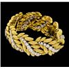 Image 2 : 18K Yellow and White Gold 9.60ctw Diamond Floral Bracelet