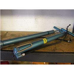 2 HAND BICYCLE PUMPS