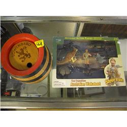 MINI BEER KEG/STEVE IRWIN COLLECTIBLE PLAY SET