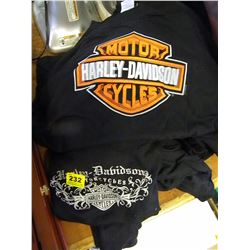 LARGE LOT OF HARLEY DAVIDSONS MEN/WOMENS SHIRTS