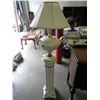 Image 1 : MIDDLE EAST STYLE LAMP WITH STAND