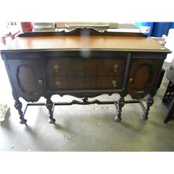 VINTAGE MAHOGANNY SIDE BOARD