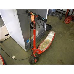 RAZOR SCOOTER W/CHARGER