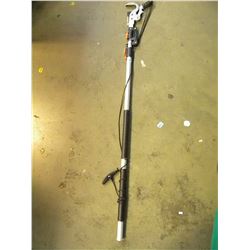 BRANCH PRUNER WITH EXTENDABLE HANDLE