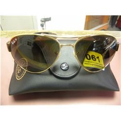AUTHENTIC RAYBAN SUNGLASSES WITH CASE