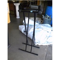 KEYBOARD STAND