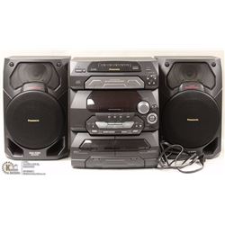 LARGE BOX W/ PANASONIC SA-AK17 MINI