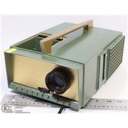 VINTAGE REALIST 620 PROJECTOR